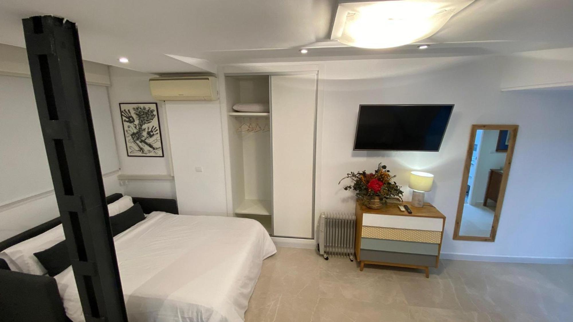 Apartment In City Center Alicante Exterior photo