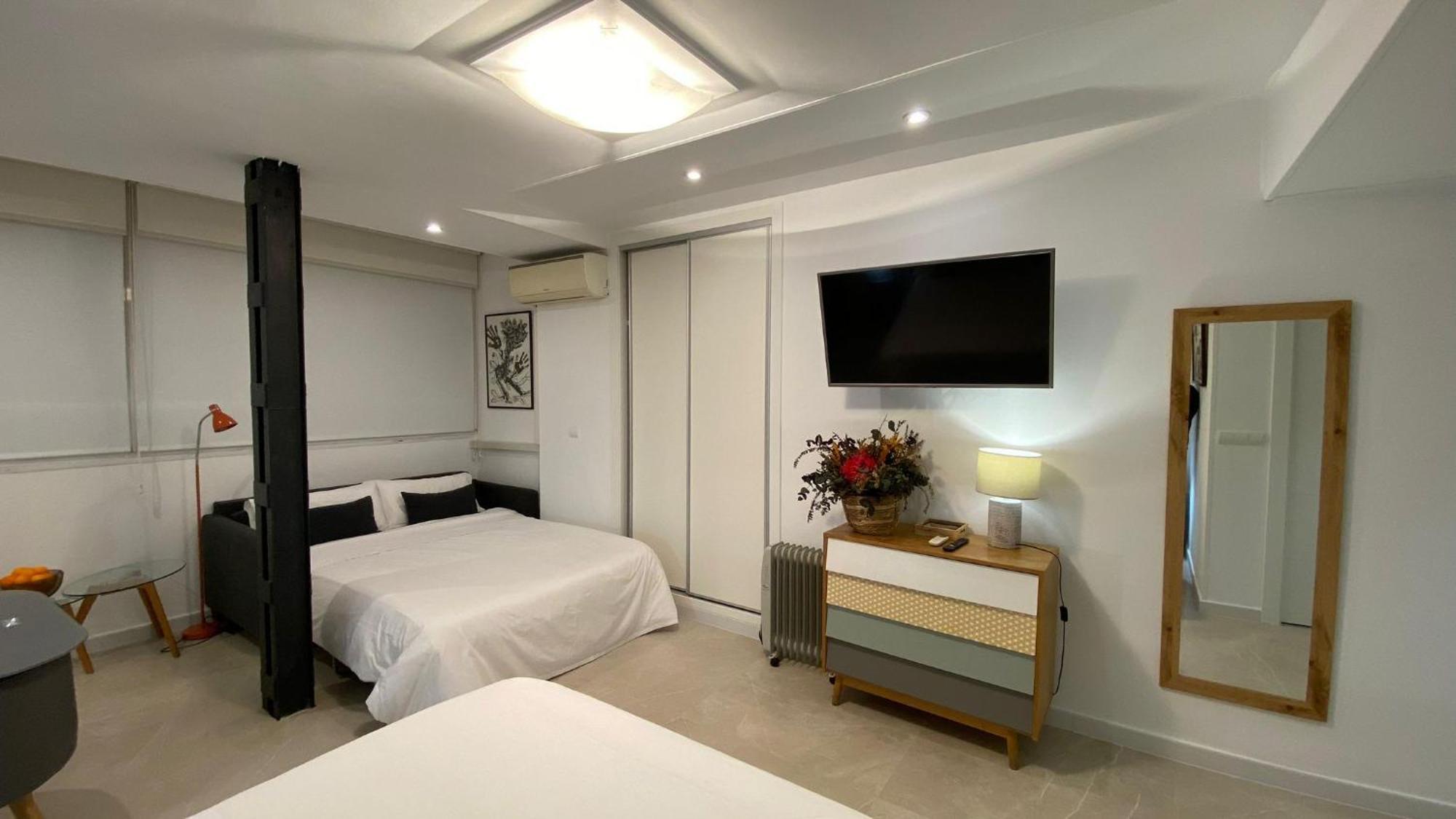 Apartment In City Center Alicante Exterior photo