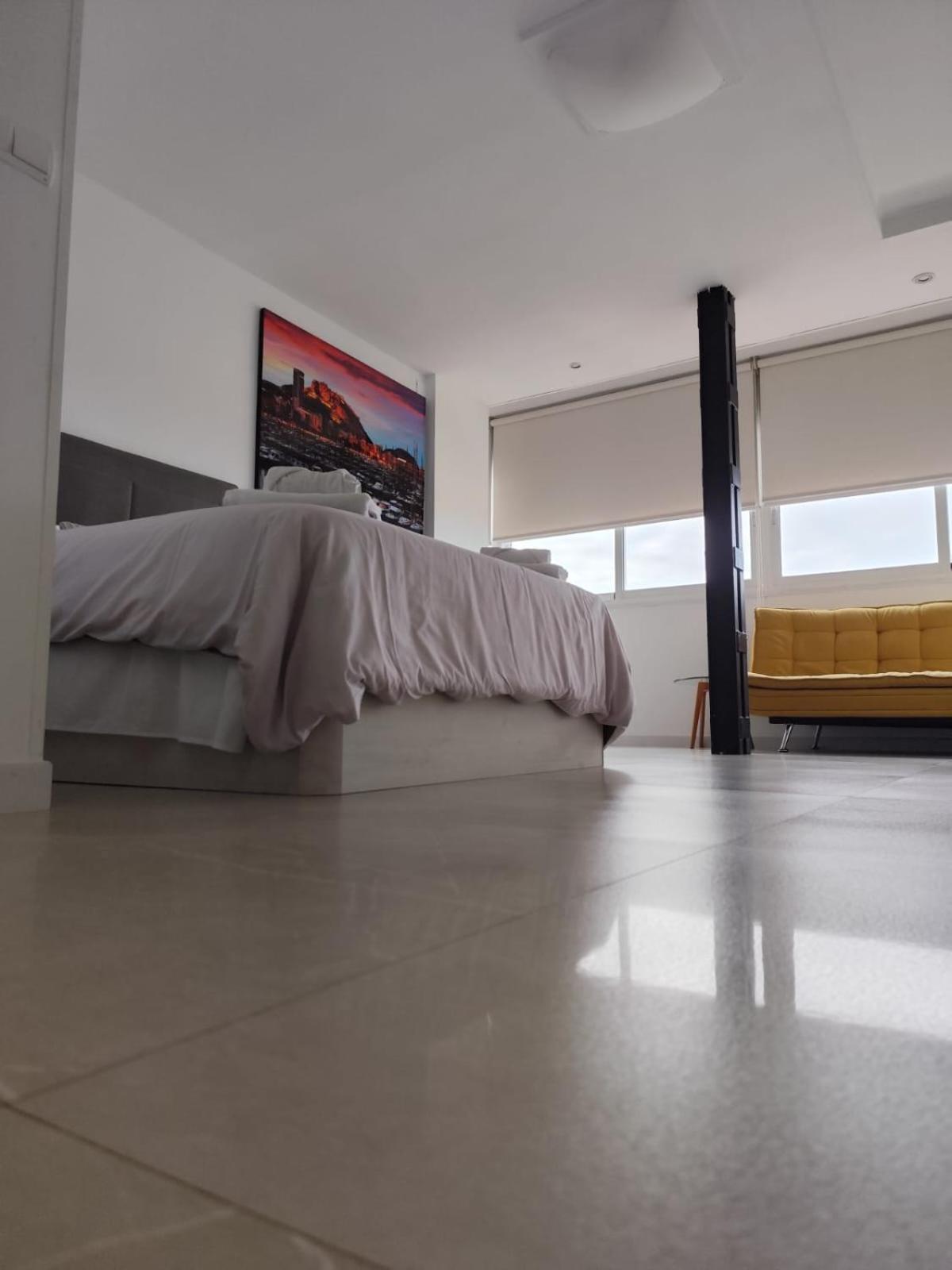 Apartment In City Center Alicante Exterior photo